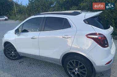 Внедорожник / Кроссовер Buick Encore 2017 в 