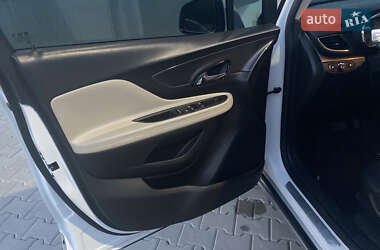 Внедорожник / Кроссовер Buick Encore 2017 в 