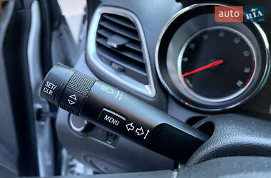 Позашляховик / Кросовер Buick Encore 2013 в 