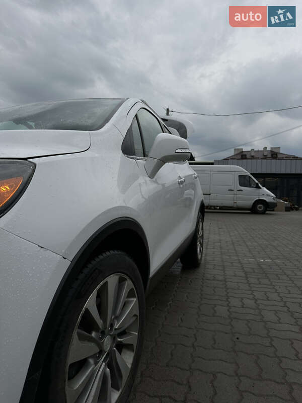 Позашляховик / Кросовер Buick Encore 2016 в Золочеві