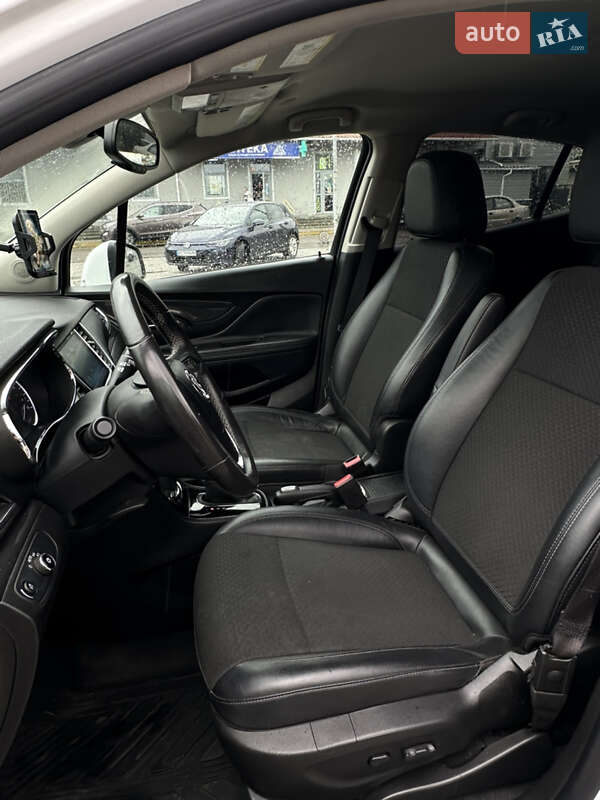 Позашляховик / Кросовер Buick Encore 2016 в Золочеві