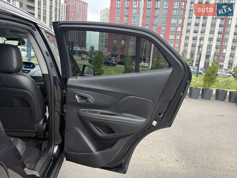 Позашляховик / Кросовер Buick Encore 2015 в Києві