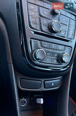 Внедорожник / Кроссовер Buick Encore 2013 в 
