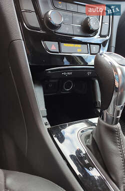 Позашляховик / Кросовер Buick Encore 2020 в 