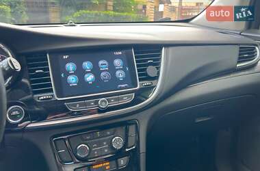 Внедорожник / Кроссовер Buick Encore 2017 в 