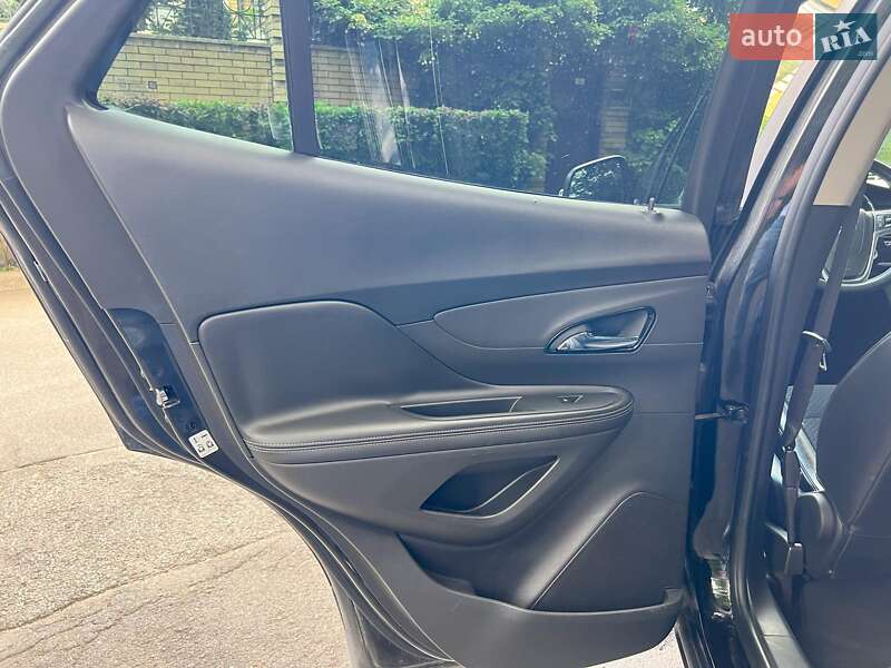 Позашляховик / Кросовер Buick Encore 2017 в Києві