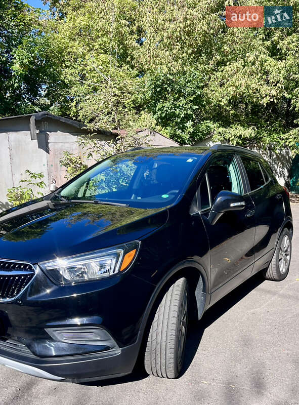 Позашляховик / Кросовер Buick Encore 2018 в 
