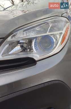 Позашляховик / Кросовер Buick Encore 2013 в 