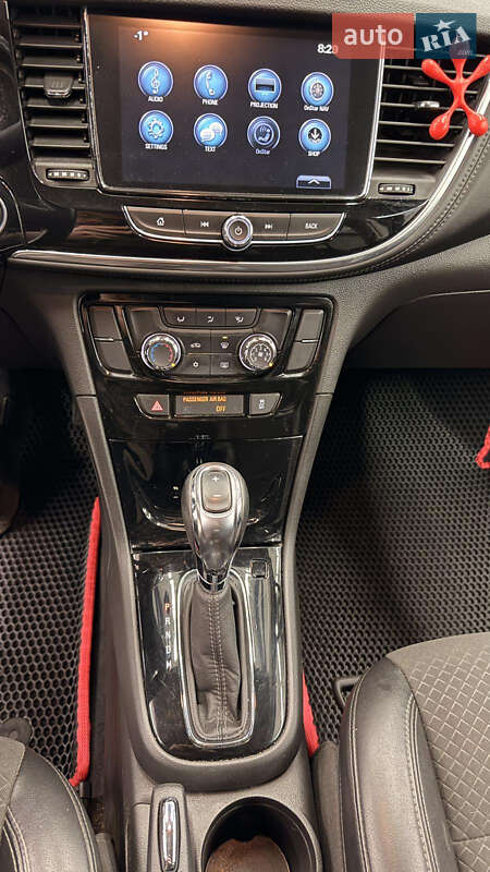 Внедорожник / Кроссовер Buick Encore 2018 в Львове