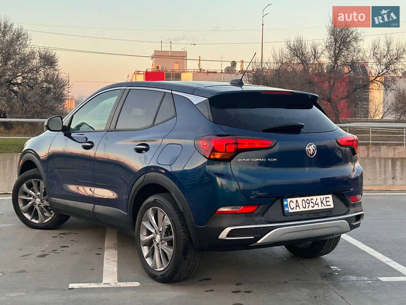 Позашляховик / Кросовер Buick Encore 2020 в Києві