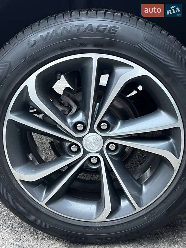 Внедорожник / Кроссовер Buick Encore 2020 в Одессе