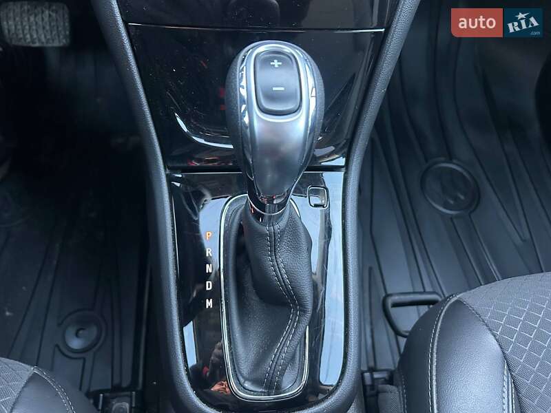 Внедорожник / Кроссовер Buick Encore 2022 в Одессе
