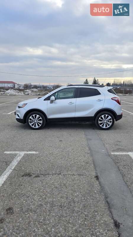 Позашляховик / Кросовер Buick Encore 2019 в Чернівцях
