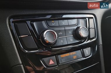 Внедорожник / Кроссовер Buick Encore 2016 в Виннице