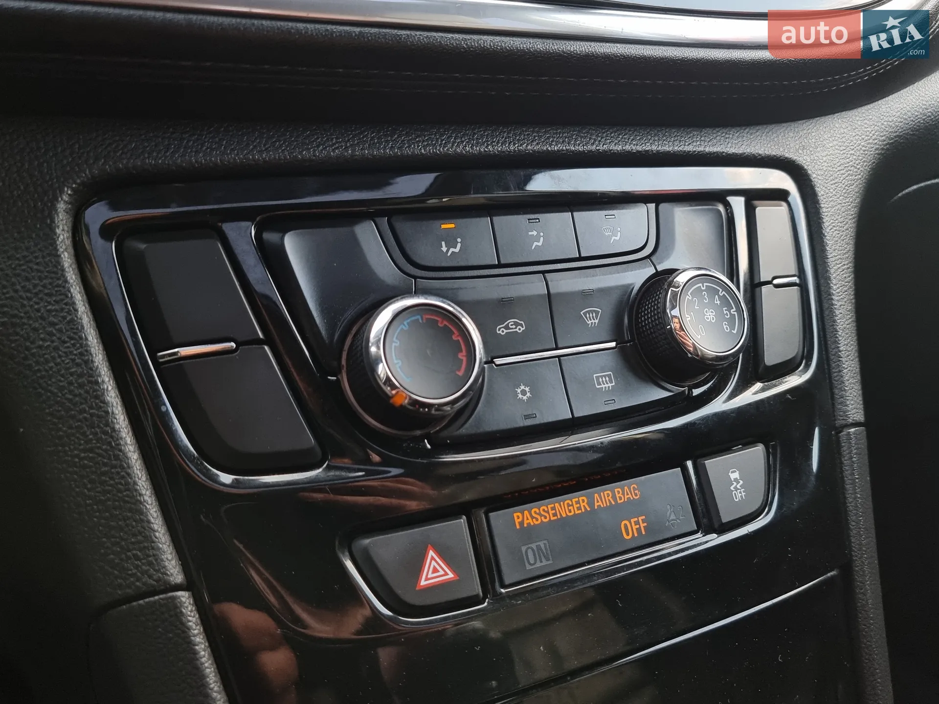 2016 Buick Encore - мініатюра 86