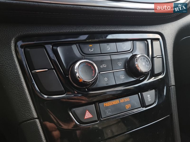 Внедорожник / Кроссовер Buick Encore 2016 в Виннице