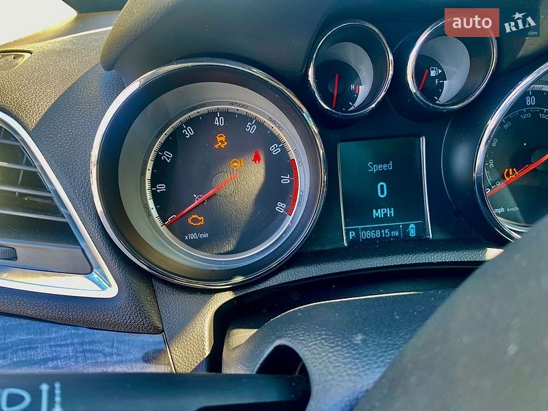 Внедорожник / Кроссовер Buick Encore 2015 в Киеве