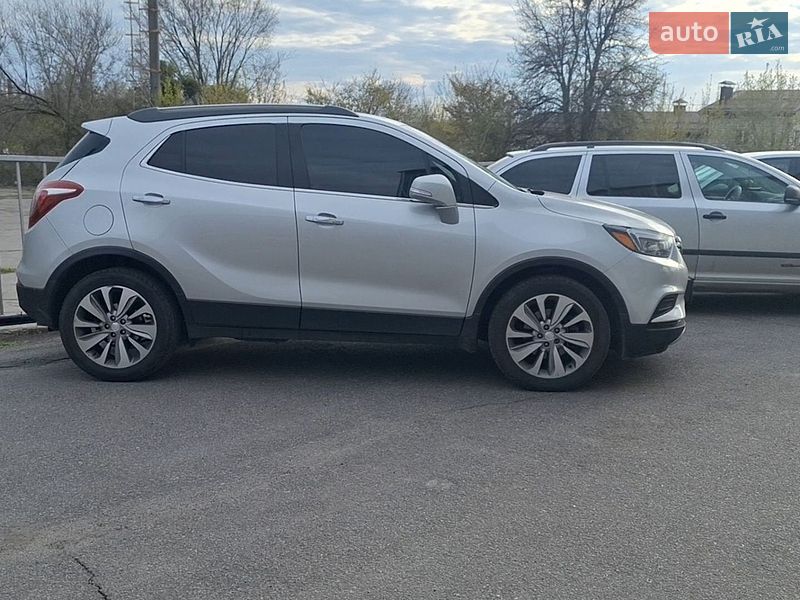 Позашляховик / Кросовер Buick Encore 2017 в Полтаві