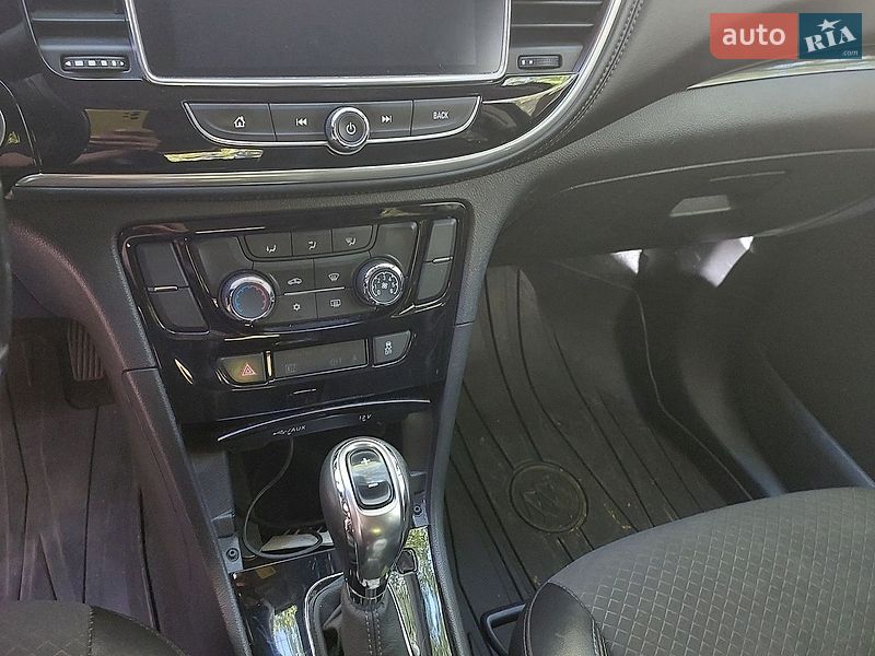 Buick Encore, фото з оголошення