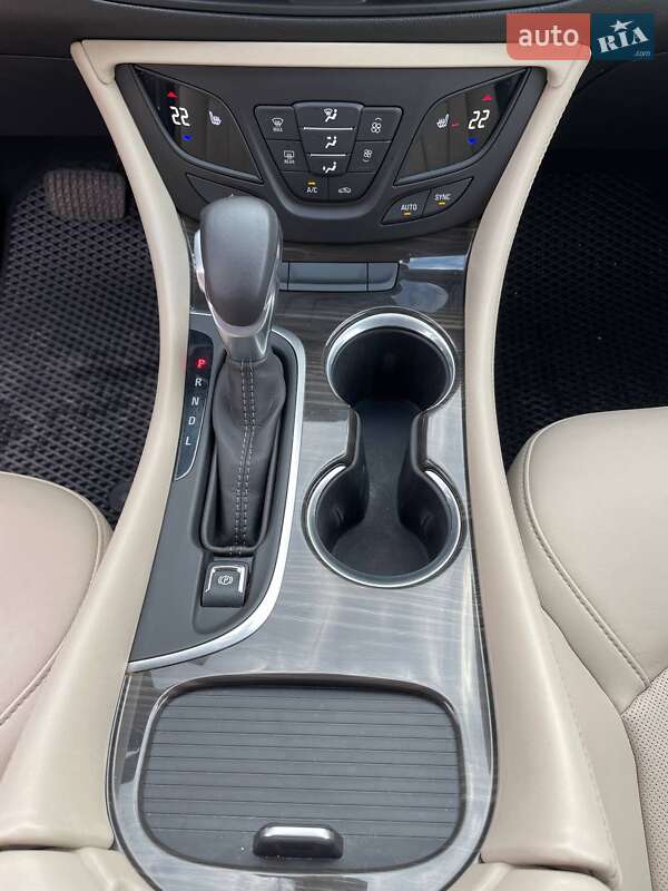 Позашляховик / Кросовер Buick Envision 2018 в Києві
