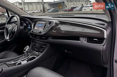 Позашляховик / Кросовер Buick Envision 2020 в 