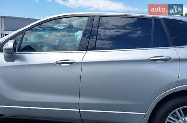Позашляховик / Кросовер Buick Envision 2017 в 