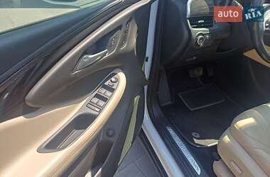 Внедорожник / Кроссовер Buick Envision 2020 в 
