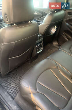 Внедорожник / Кроссовер Buick Envision 2016 в 