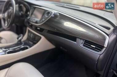 Позашляховик / Кросовер Buick Envision 2019 в 