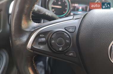 Внедорожник / Кроссовер Buick Envision 2016 в 