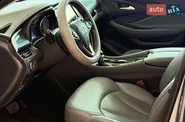Внедорожник / Кроссовер Buick Envision 2020 в 