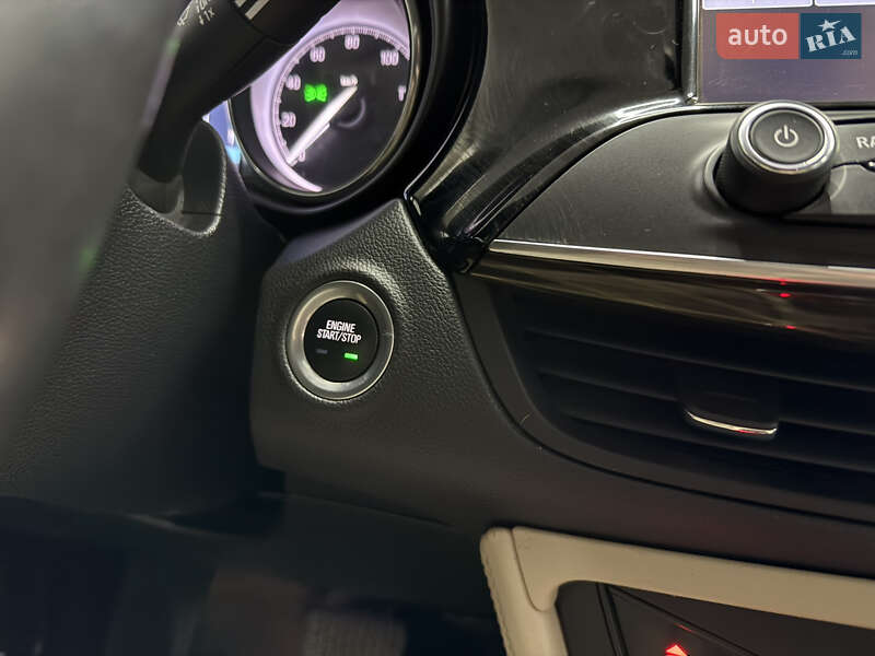 Внедорожник / Кроссовер Buick Envision 2018 в Одессе фото 13 Внедорожник / Кроссовер Buick Envision 2018 в Одессе