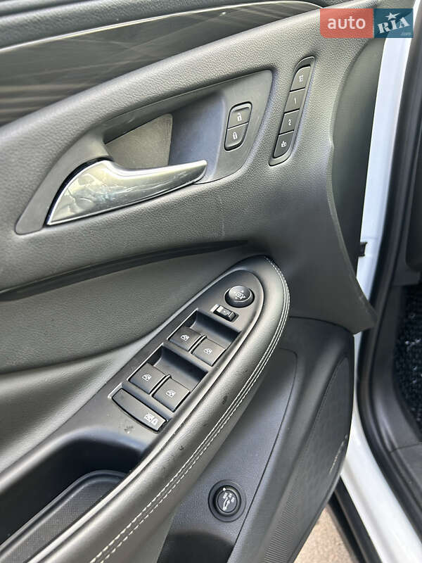 Внедорожник / Кроссовер Buick Envision 2018 в Одессе фото 15 Внедорожник / Кроссовер Buick Envision 2018 в Одессе