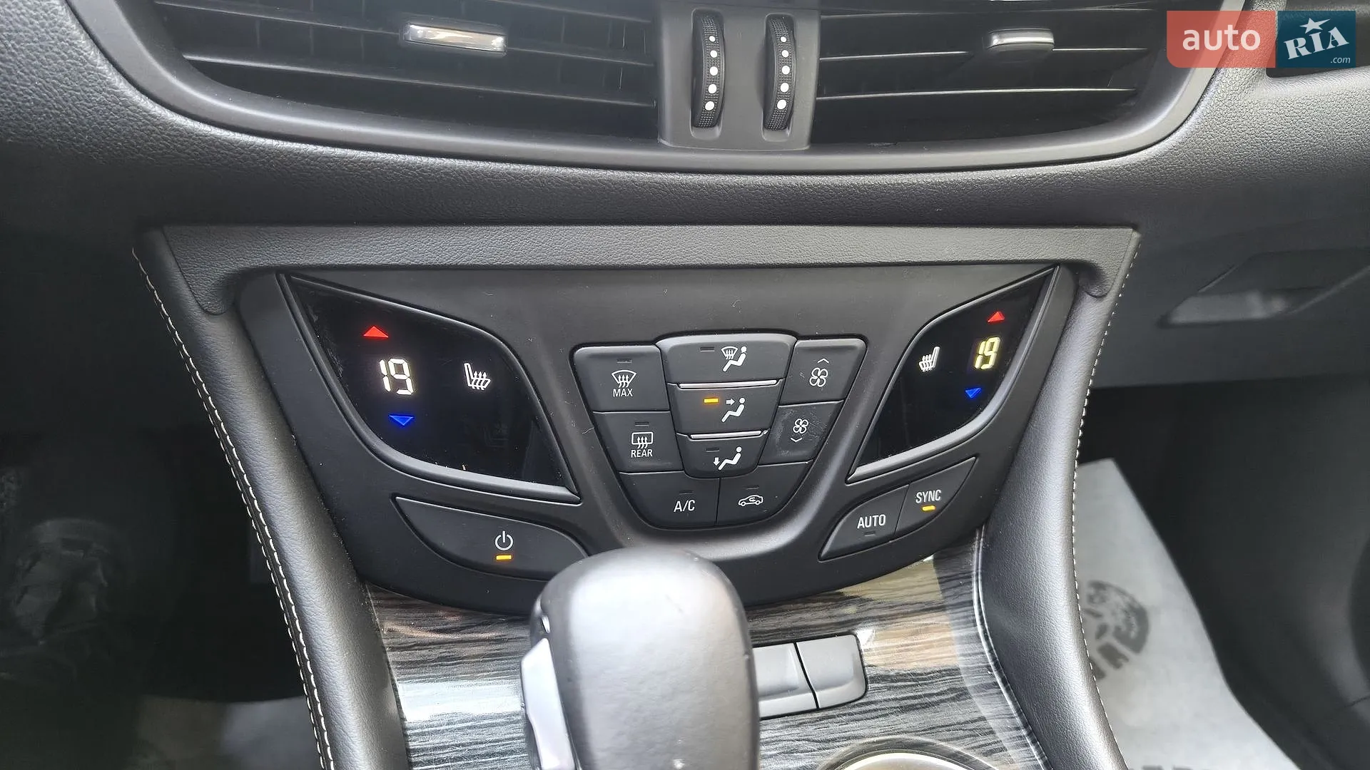 2016 Buick Envision - мініатюра 26