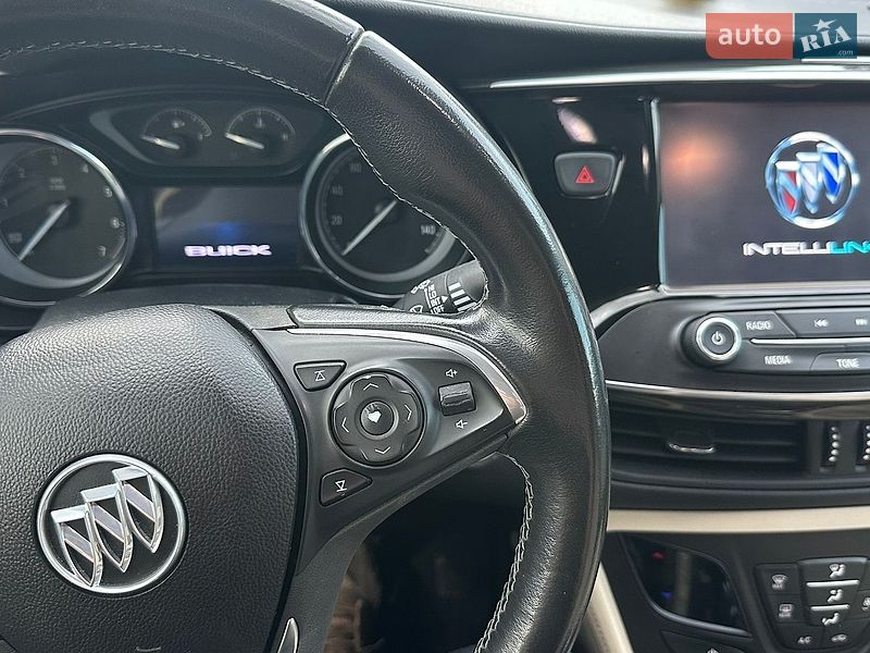 Buick Envision, фото з оголошення
