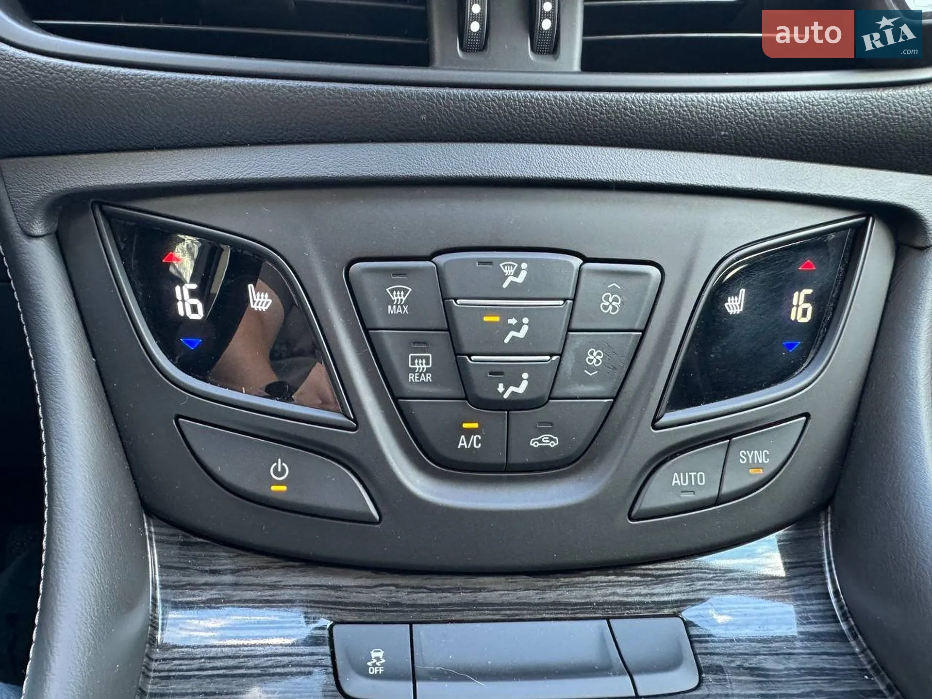 2016 Buick Envision - мініатюра 28