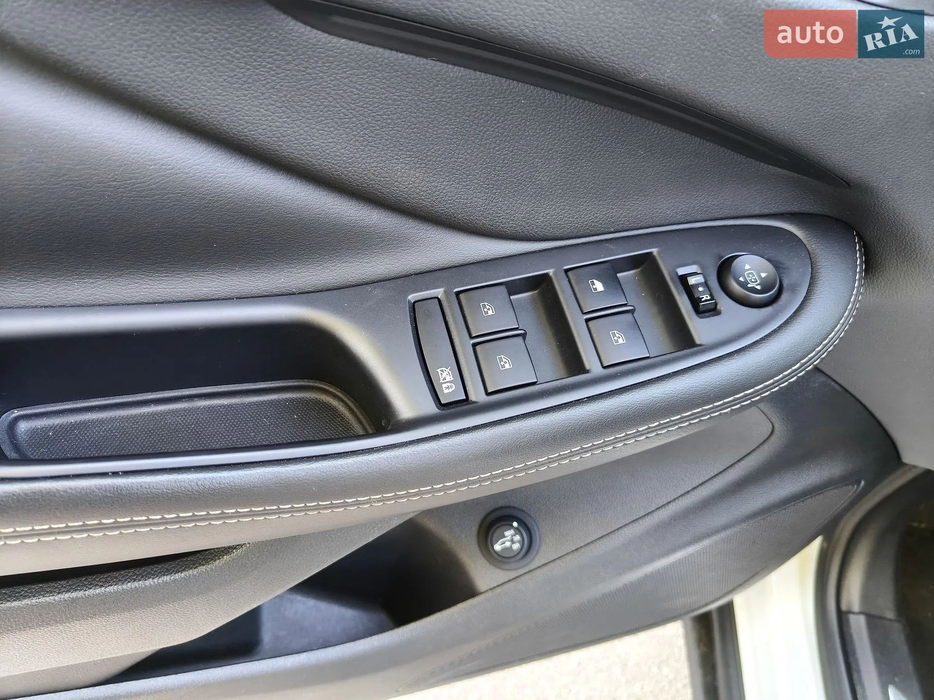 2016 Buick Envision - мініатюра 28