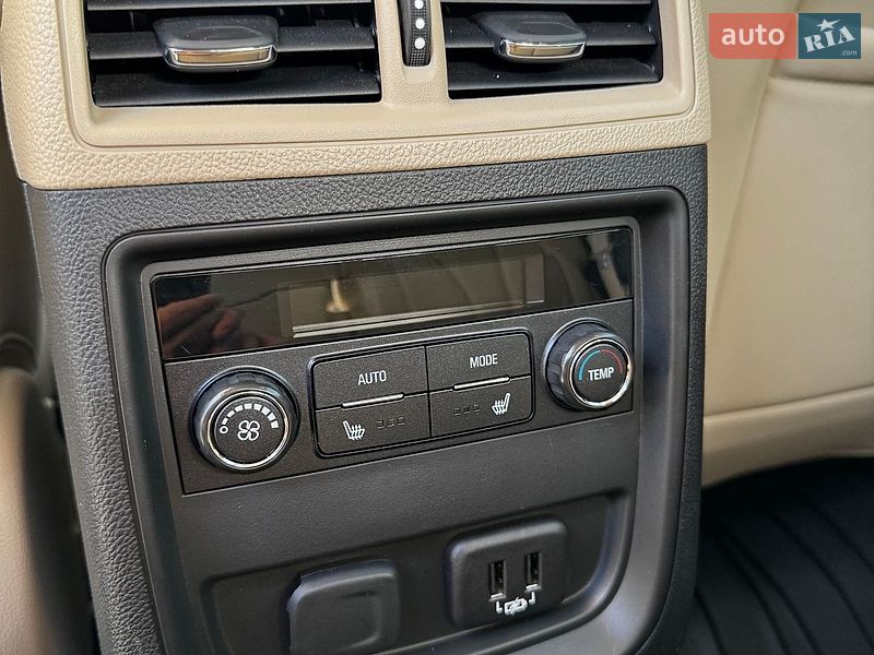 Позашляховик / Кросовер Buick Envision 2020 в Дніпрі