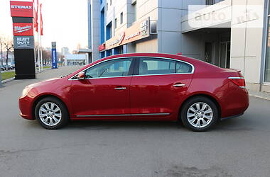 Седан Buick LaCrosse 2012 в 