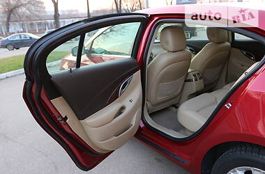 Седан Buick LaCrosse 2012 в 