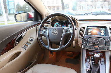 Седан Buick LaCrosse 2012 в 