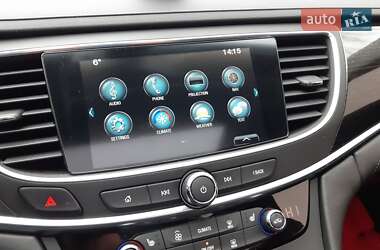 Седан Buick LaCrosse 2016 в Коростене