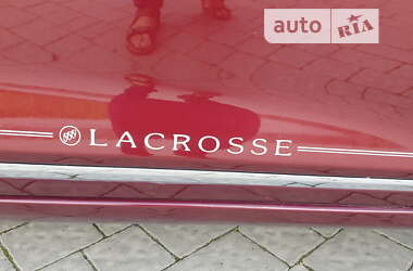 Седан Buick LaCrosse 2015 в Городку
