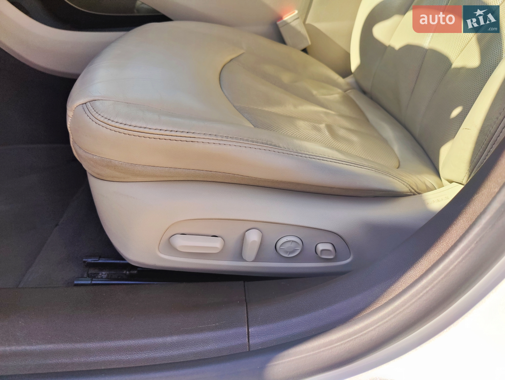 2017 Buick LaCrosse - мініатюра 12