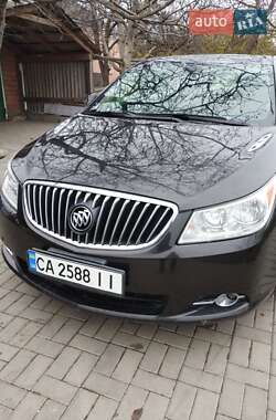 Седан Buick LaCrosse 2012 в Умані