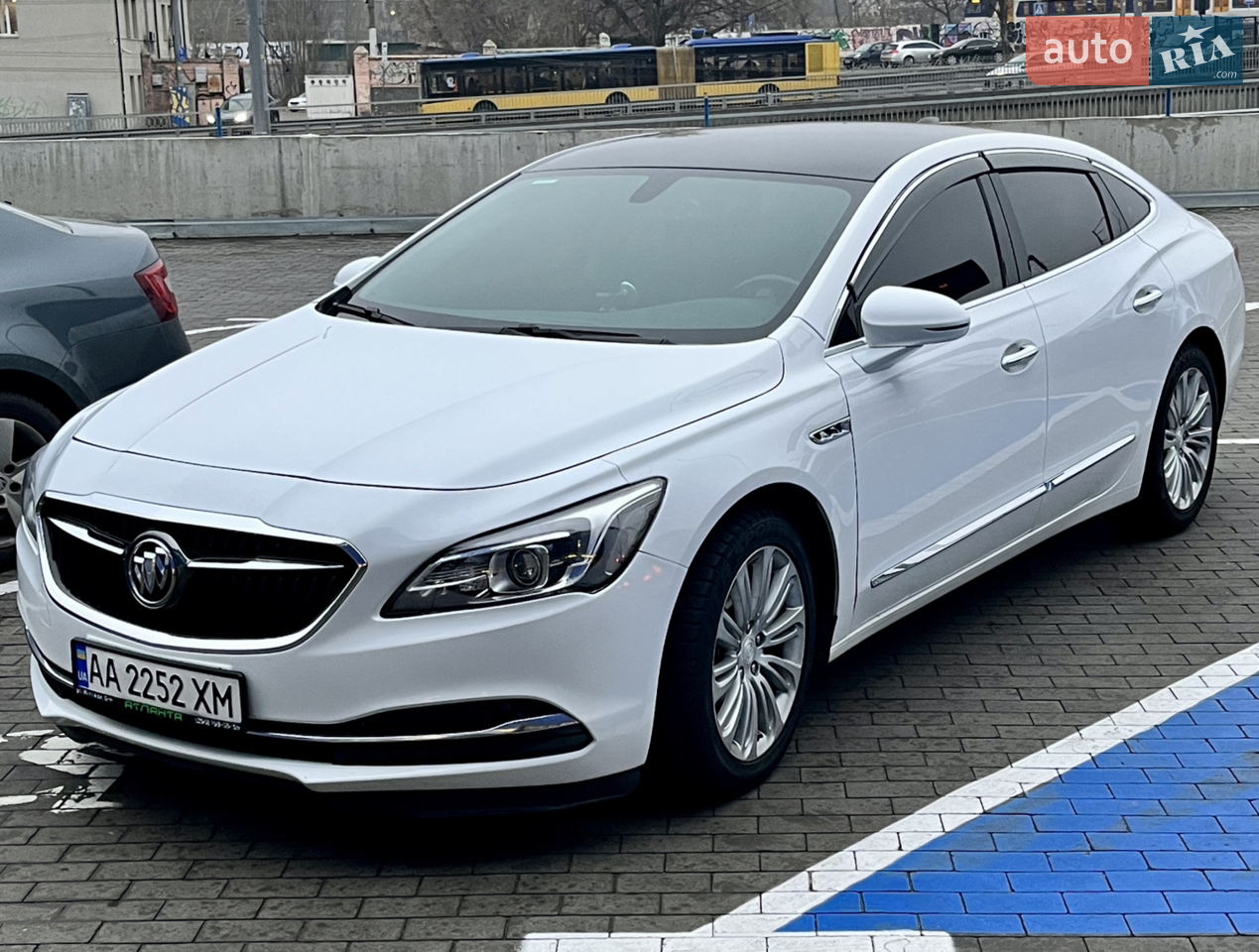 2017 Buick LaCrosse - мініатюра 20