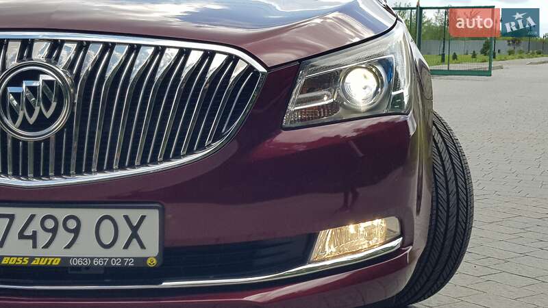 Седан Buick LaCrosse 2015 в Городке