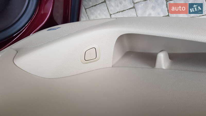 Седан Buick LaCrosse 2015 в Городке