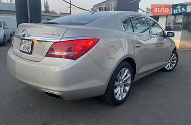 Седан Buick LaCrosse 2015 в 