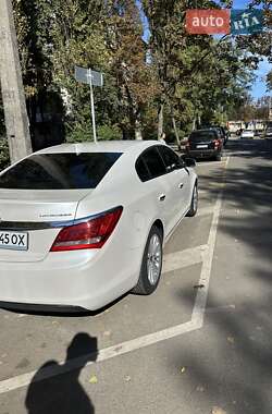 Седан Buick LaCrosse 2014 в 
